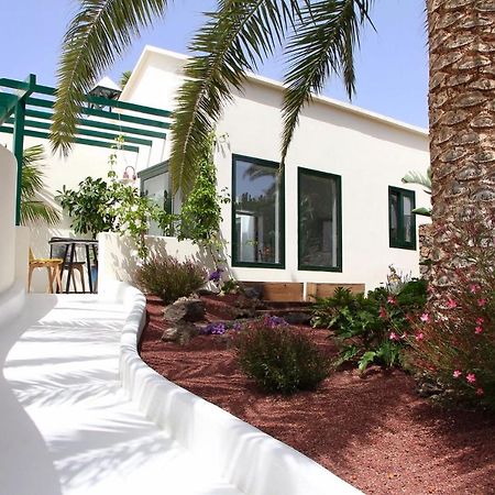 Unique, Stylish & Calm El Estanque By The Sea, Adults Only Villa Costa Teguise Kültér fotó