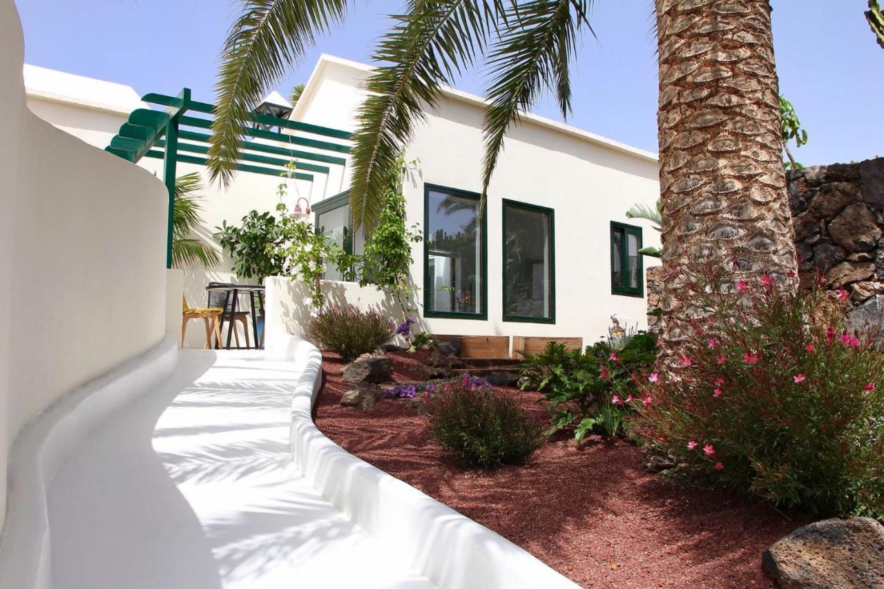 Unique, Stylish & Calm El Estanque By The Sea, Adults Only Villa Costa Teguise Kültér fotó